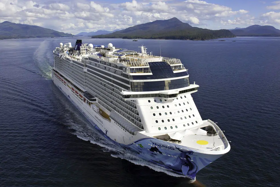 CRUCERO NORWEGIAN BLISS