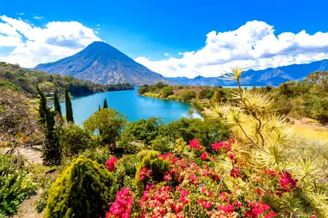 vacaciones lago LAGO ATITLAN guatemala
