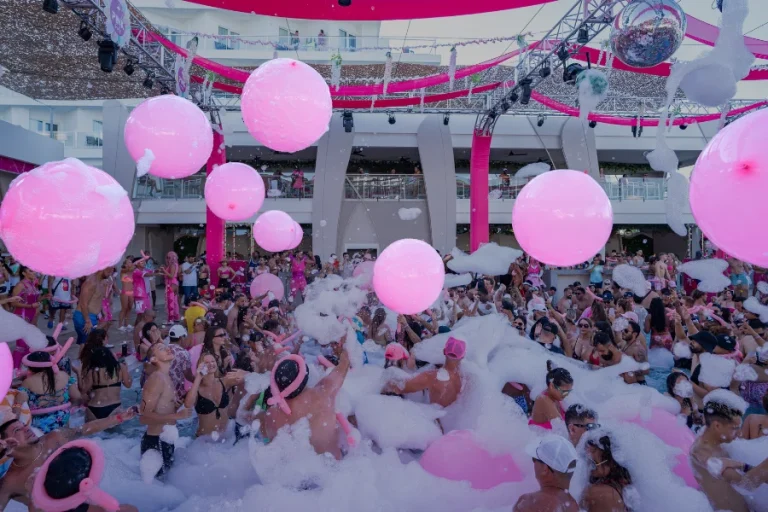 pink_party_riu_party_2026