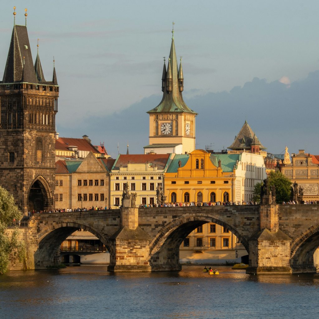 Tour en grupo Viena con Budapest & Praga | Marzo 2027